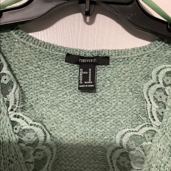 Forever 21 Sweater - Picture 3 of 3